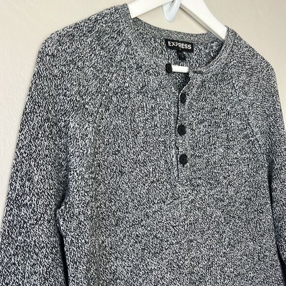 Express Mens Black/White Long Sleeve 4 Button Up Open Knit Sweater - Picture 2 of 9